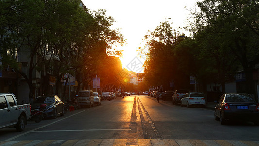 武当山落日夕阳背景图片