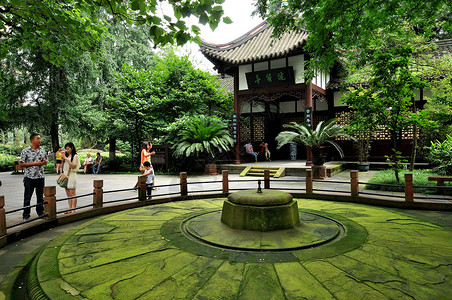成都锦江河畔以唐代女诗人薛涛而建的望江公园背景图片