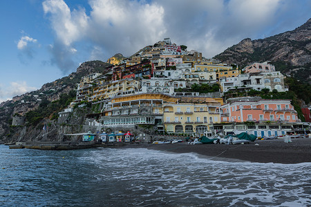 潘塔诺意大利著名海岸线海边小镇旅游背景