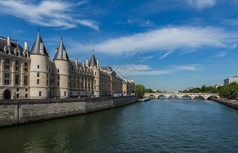 欧洲景色巴黎塞纳河畔景色背景