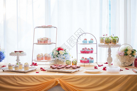婚礼甜点婚礼甜品台高清图片