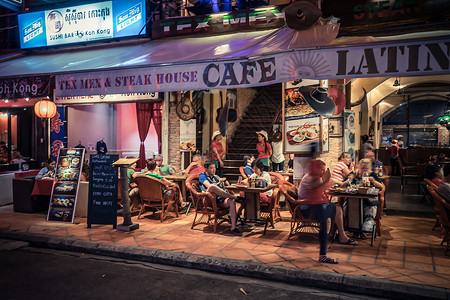 柬埔寨暹粒酒吧街高清图片