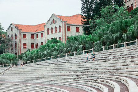 厦门大学操场一角背景