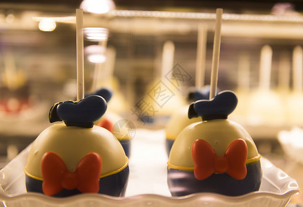 米老鼠迪士尼万圣节美食糕点背景
