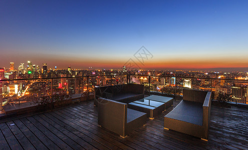 上海高楼风景景观绝佳的天台景观高清图片