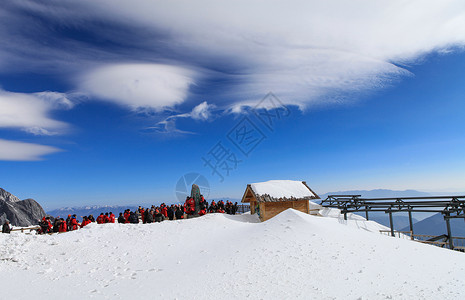 玉龙雪山玉龙雪山缆车高清图片