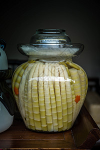 泡菜玻璃坛子泡姜高清图片