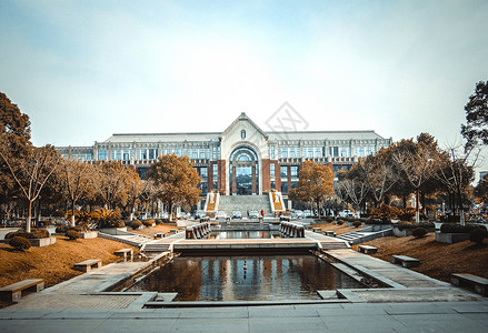 政采华东政法大学图书馆背景