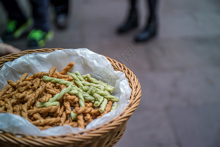 爽脆麻花背景