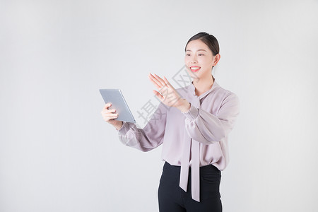 休闲商务女性用平板电脑图片