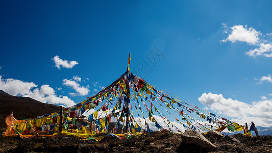 康定旅游川西美景高原上的经幡背景