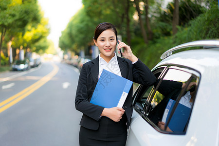 女性商务人车生活图片