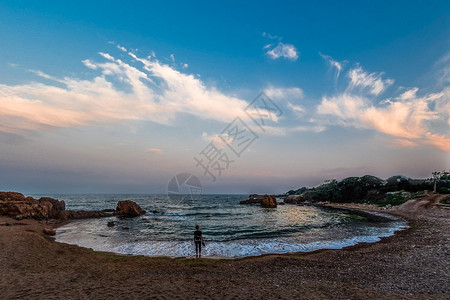 青岛浴场青岛宁静的海湾背景