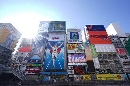 旅行广告日本大阪地标购物中心道顿崛背景