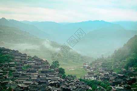 西江苗寨旅游胜地的古镇特色建筑风光高清图片