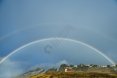弧形素材冰岛小红房双道彩虹背景