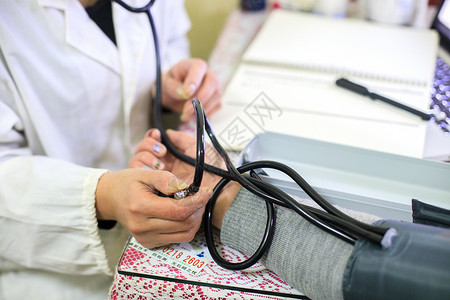 健康布料素材医疗服务中的量血压背景