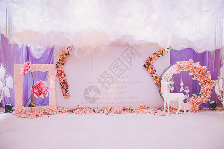 粉色玫瑰花环婚礼布置场景图背景