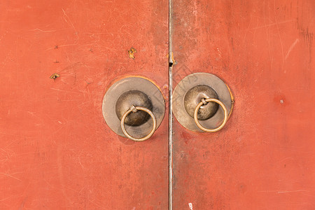 古铜锁大红色门扣背景