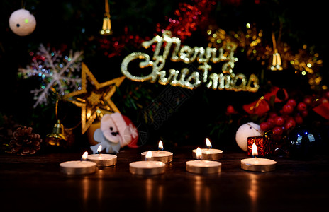 可爱松树装饰圣诞节点蜡烛背景