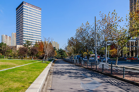 路锥设计素材上海开发区建筑背景