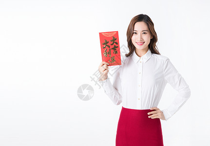 新年商务女性手拿红包背景图片
