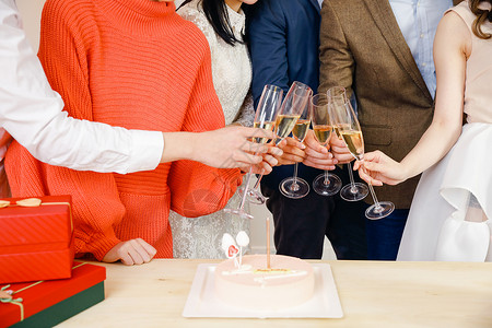 礼物蛋糕青年生日聚会喝香槟背景