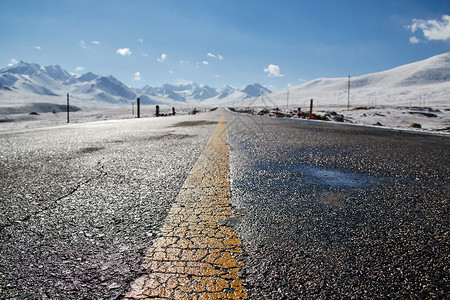 新疆塔什库尔干红其拉甫口岸喀喇昆仑公路图片