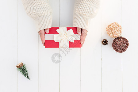 圣诞暖心购节日礼盒留白背景背景