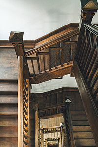 木制楼梯图片