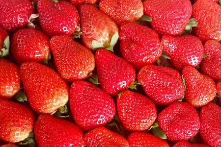 草莓一堆果蔬高清图片
