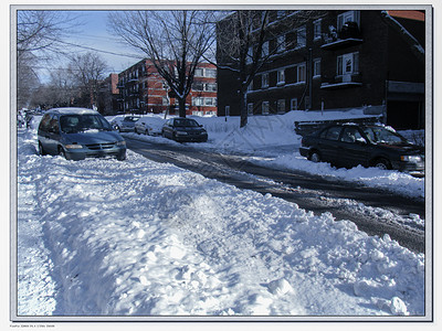 冷车加拿大蒙特利尔雪后的大街背景