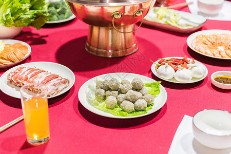 年夜饭火锅与食材背景图片