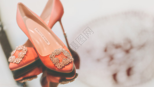 卡通红色鞋子唯美的婚鞋背景