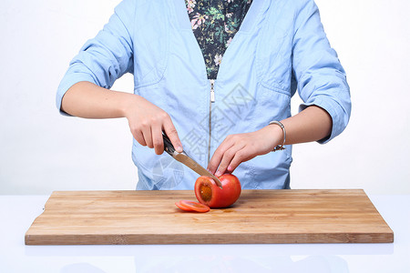 厨房刀剪切番茄背景
