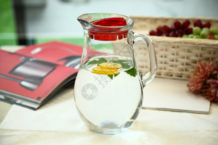 凉水壶玻璃壶水具高清图片