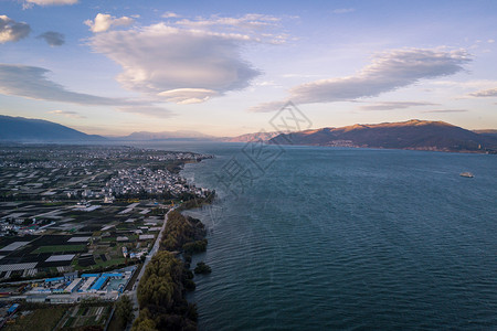 云南大理洱海晚霞洱海背景