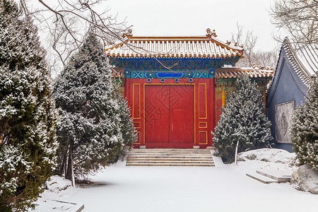 一年365天红色北京四合院雪景背景