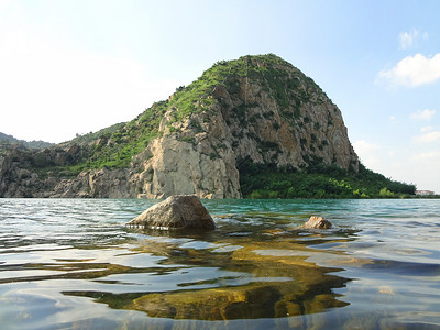 绿水青山水金山浜寿桃湖背景