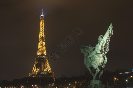 巴黎地标夜景图片