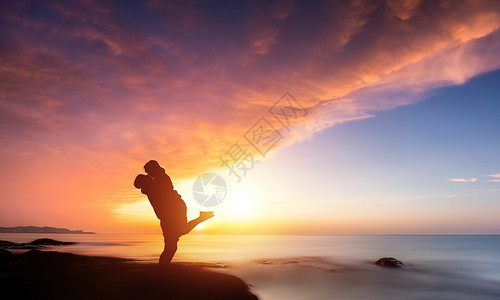西双版纳旅拍夕阳下的情侣设计图片