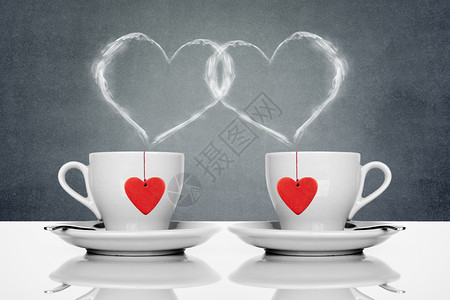 红色背景茶杯情人节创意设计图片