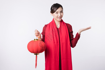 新春汉服美女手拿灯笼祝贺图片