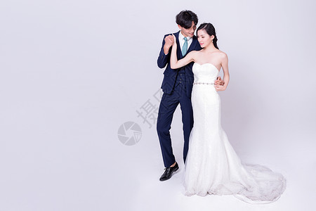 情侣婚纱舞蹈动作图片