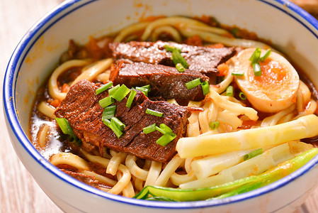 美味牛肉面美食浇头面高清图片