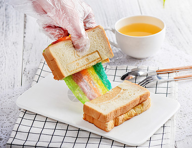 夹心彩虹面包图片