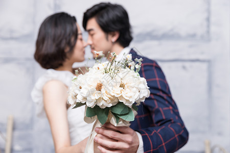 女服装模特新婚幸福年轻夫妻背景