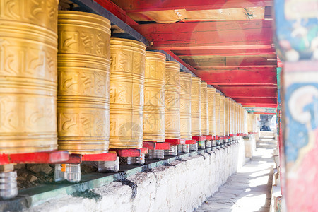 邦普寺稻城奔波寺转经长廊背景