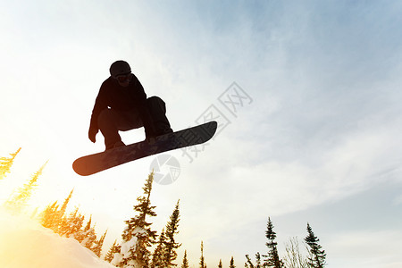 冬季滑雪运动背景图片