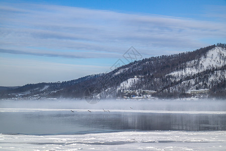 冬季像仙境一般的湖景背景